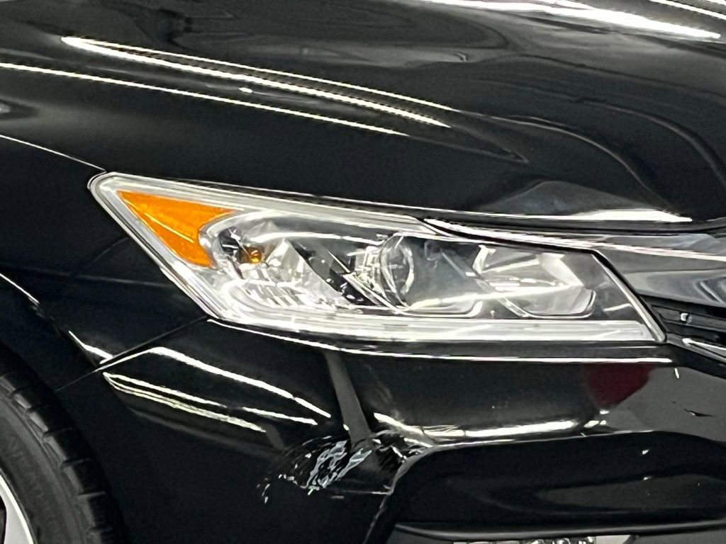 Used 2017 Honda Accord EX-L image 38