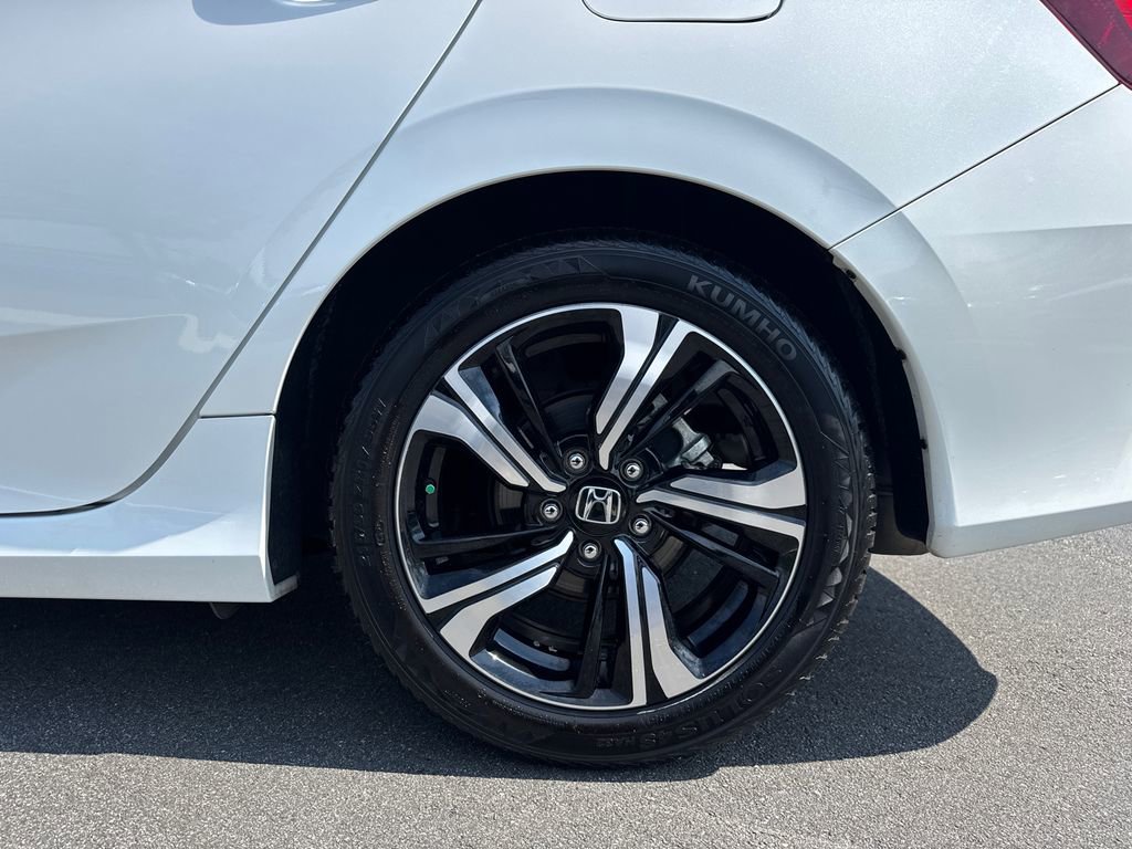 Used 2017 Honda Civic Touring image 19