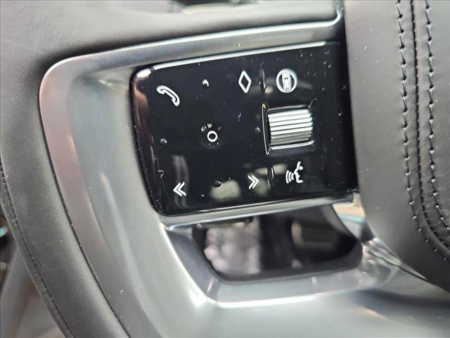 New 2025 Land Rover Range Rover SV AWD/4WD image 16