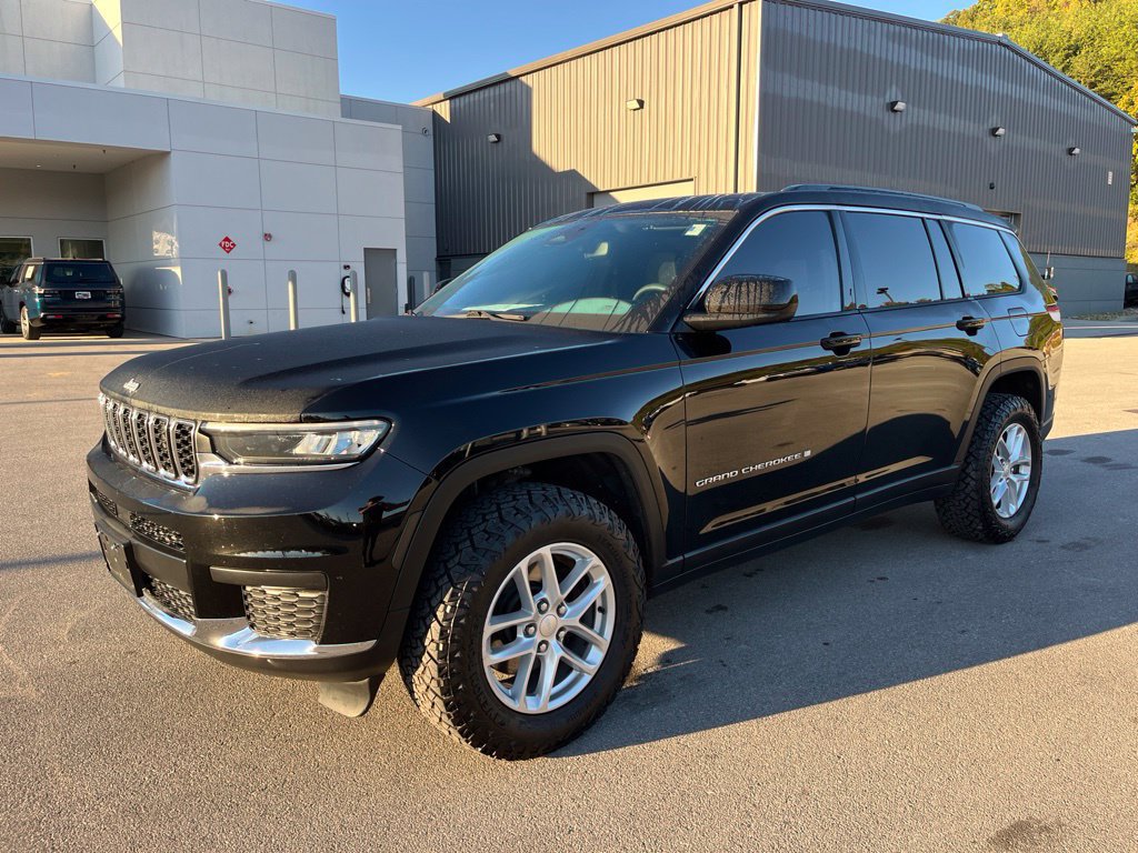 Used 2024 Jeep Grand Cherokee L Laredo