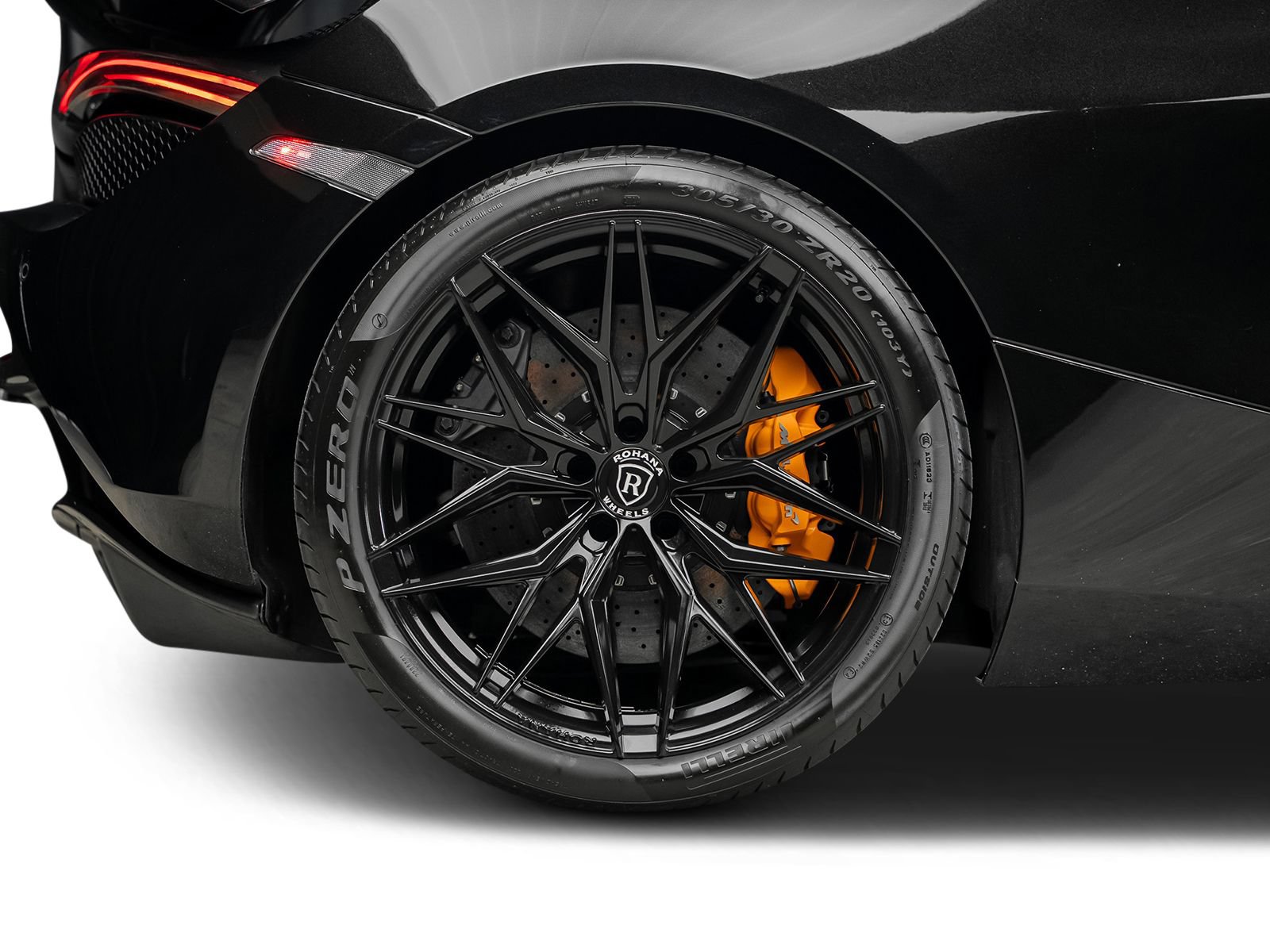 Used 2020 McLaren 720S Spider RWD image 32