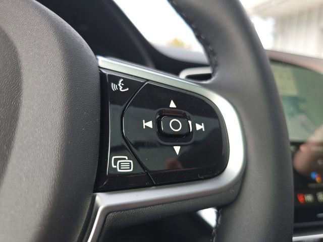 New 2026 Volvo XC90 T8 Ultra w/ Protection Package image 28