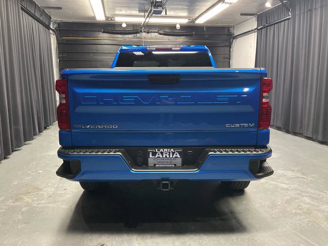 Used 2025 Chevrolet Silverado 1500 Custom image 4