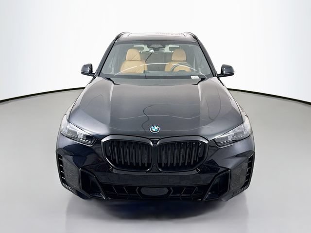 Used 2026 BMW X5 xDrive50e w/ M Sport Package AWD/4WD image 2