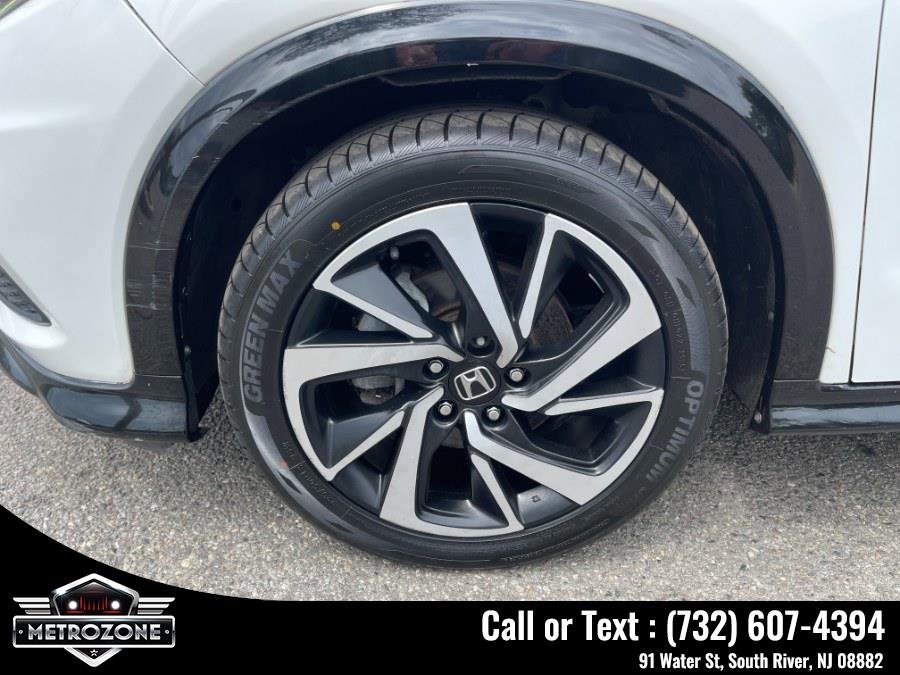 Used 2019 Honda HR-V Sport image 30