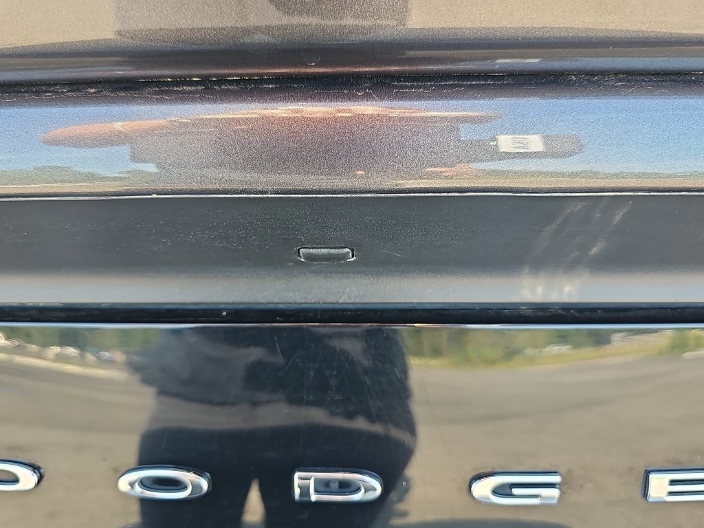 Used 2019 Dodge Challenger SXT RWD image 32