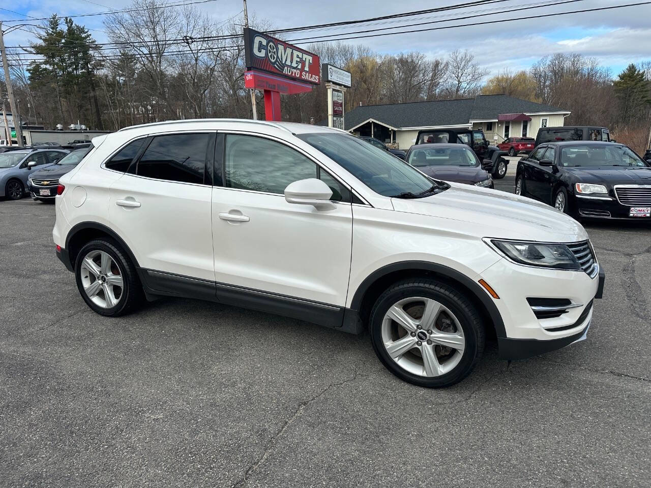 Used 2018 Lincoln MKC Premiere image 2