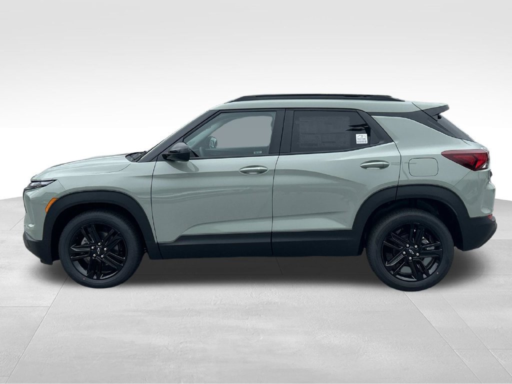 New 2026 Chevrolet TrailBlazer LT w/ Midnight Edition FWD image 6