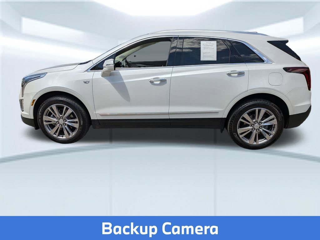 Used 2025 Cadillac XT5 Premium Luxury image 2
