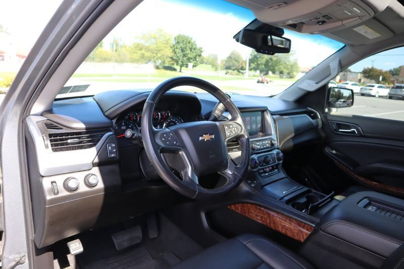 Used 2019 Chevrolet Tahoe Premier AWD/4WD image 10