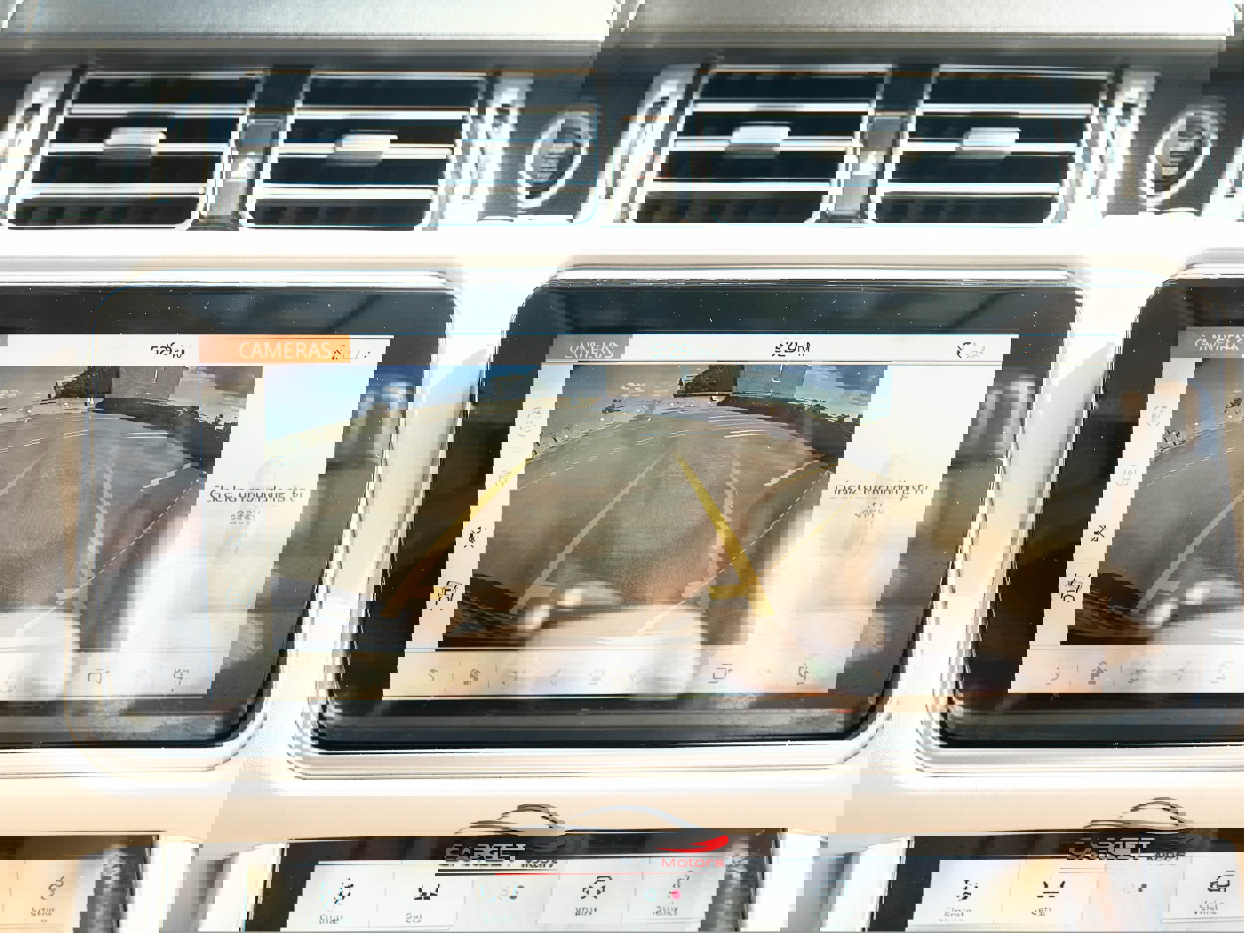 Used 2019 Land Rover Range Rover Long Wheelbase Supercharged image 34