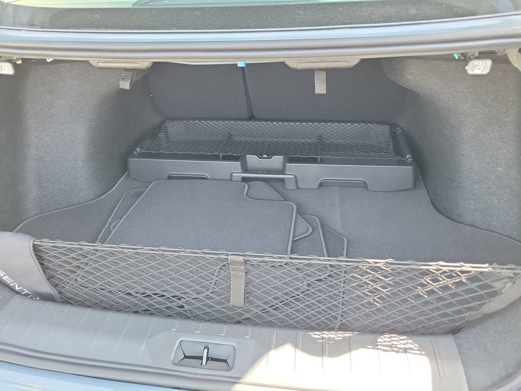 New 2026 Nissan Sentra SR w/ Floor Mat Package FWD image 15