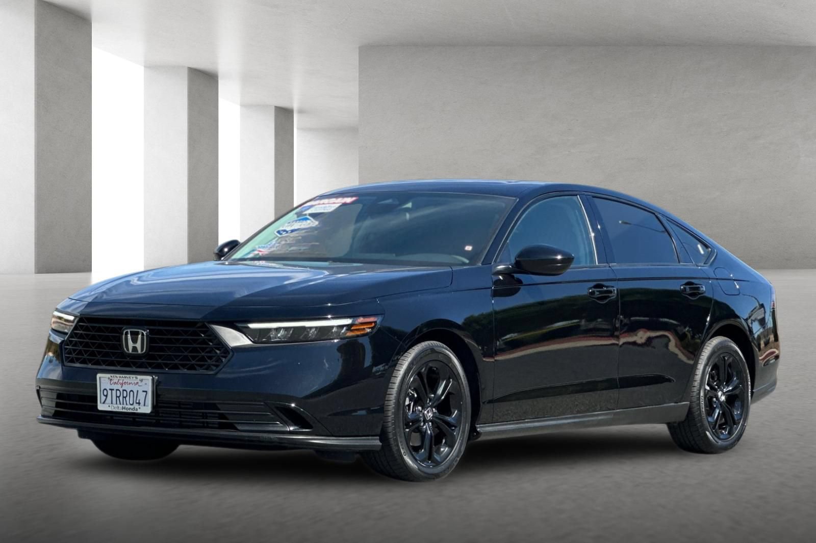 Used 2025 Honda Accord SE image 8