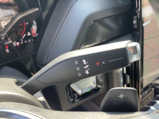 New 2026 GMC Yukon XL AT4 w/ AT4 Premium Plus Package AWD/4WD image 20