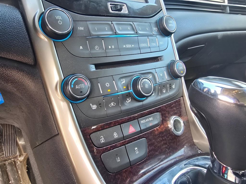 Used 2013 Chevrolet Malibu LT FWD image 19