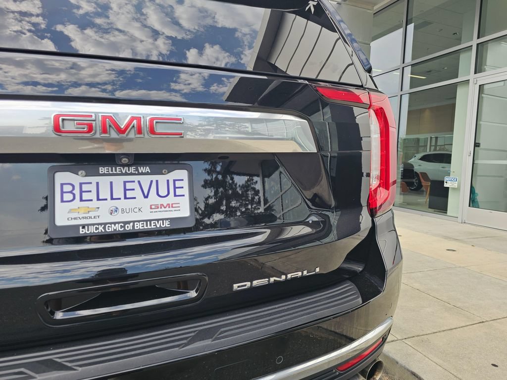 Used 2023 GMC Yukon XL Denali w/ Max Trailering Package AWD/4WD image 17