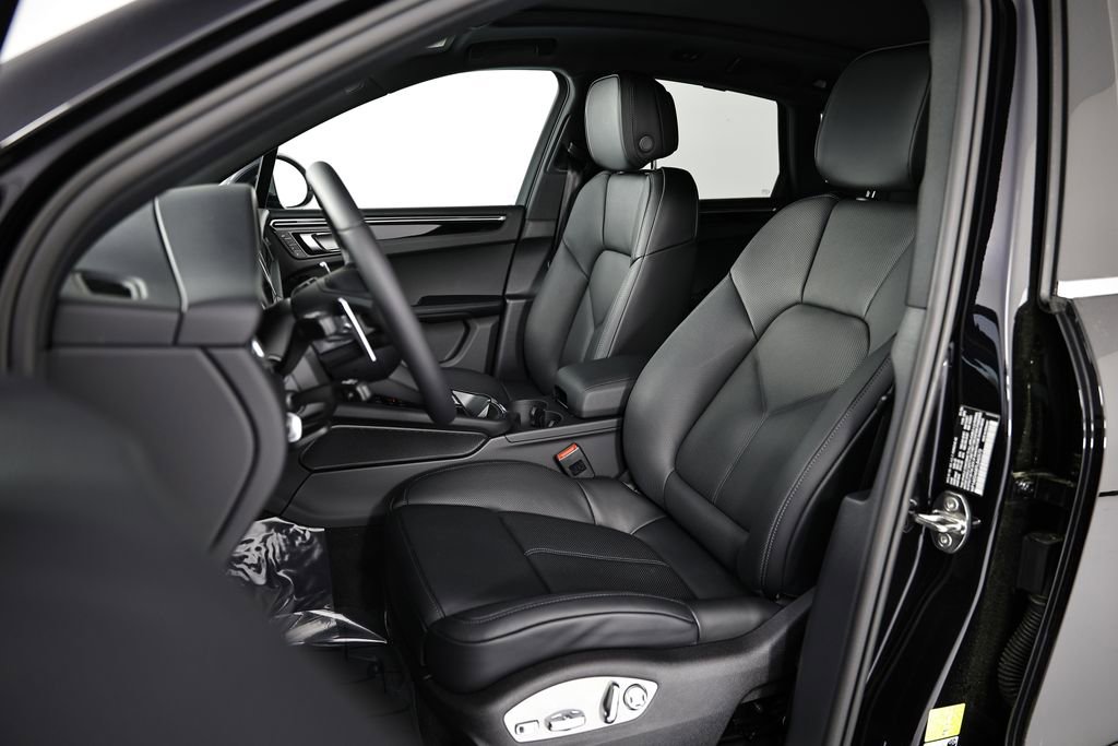 New 2026 Porsche Macan S image 5