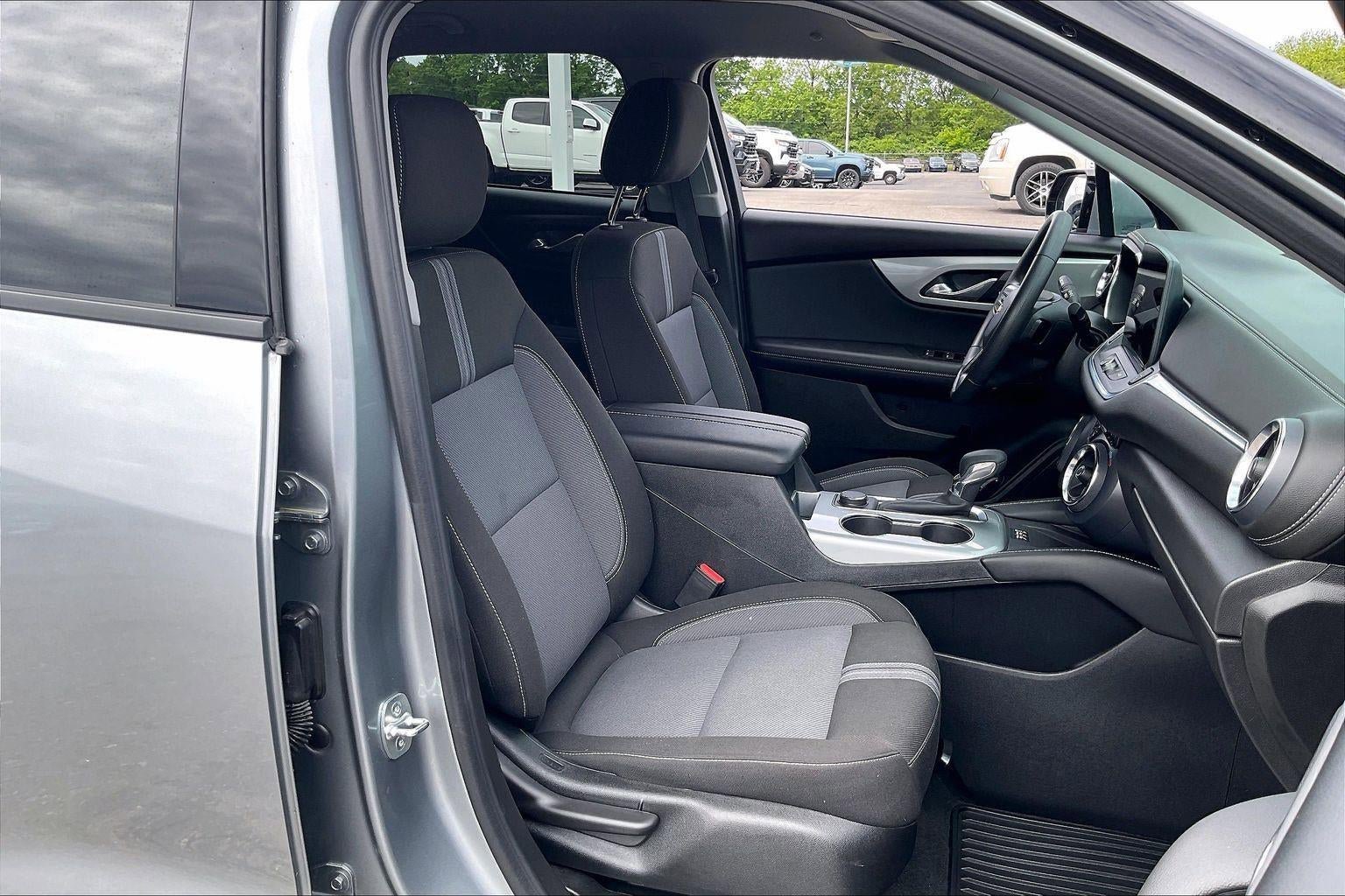 Used 2025 Chevrolet Blazer LT w/ Convenience Package AWD/4WD image 8