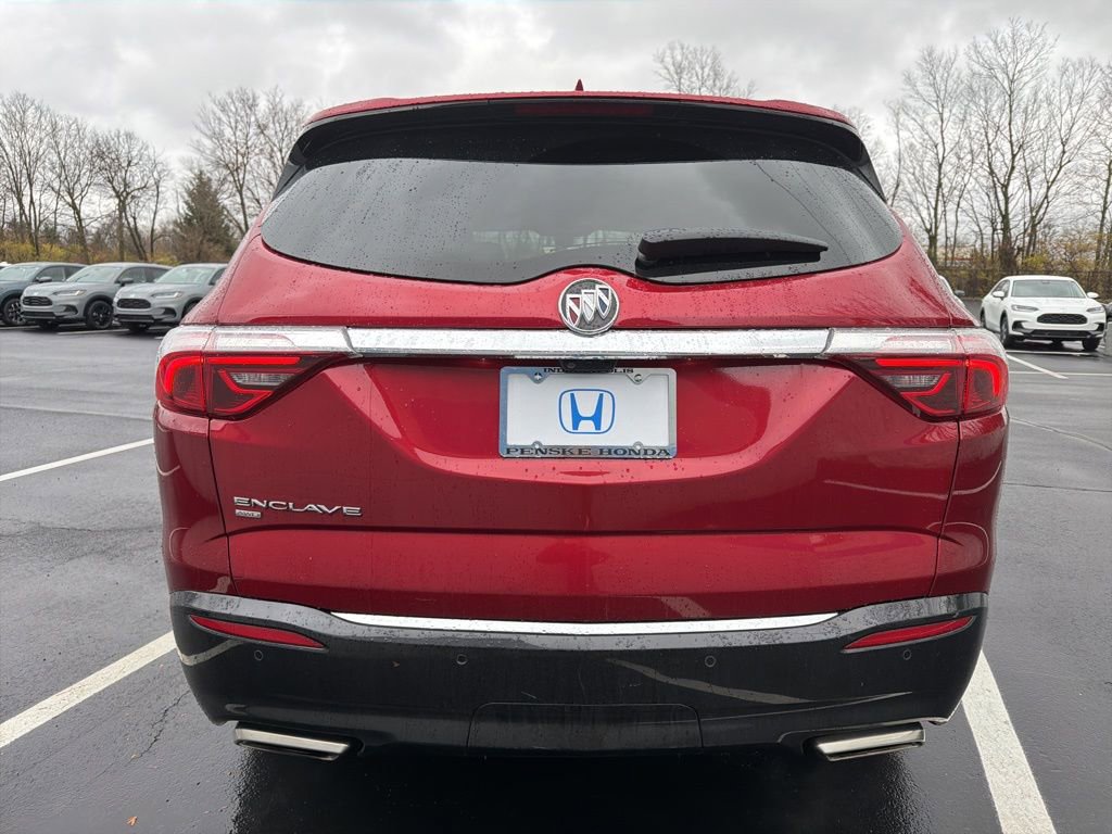 Used 2024 Buick Enclave Premium image 4
