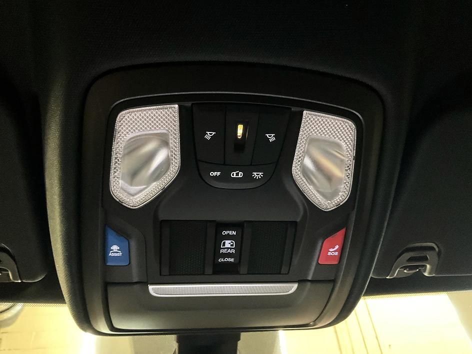 Used 2022 RAM 1500 Big Horn AWD/4WD image 25