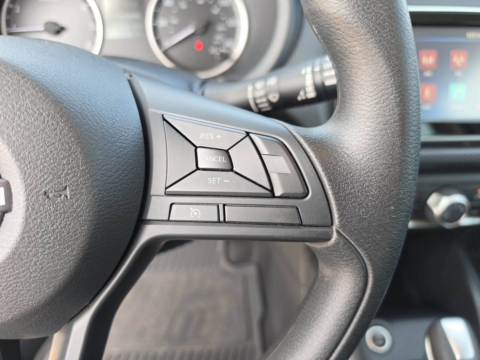 Used 2023 Nissan Kicks S FWD image 31
