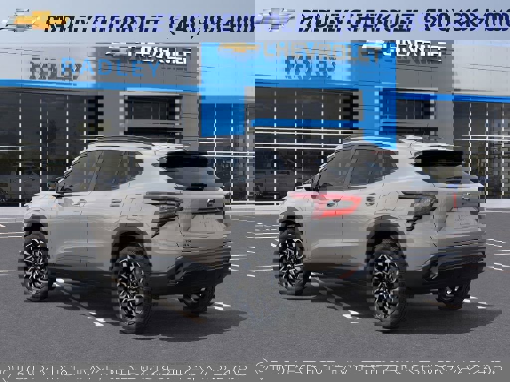 New 2026 Chevrolet Trax RS w/ Sunroof Package image 3