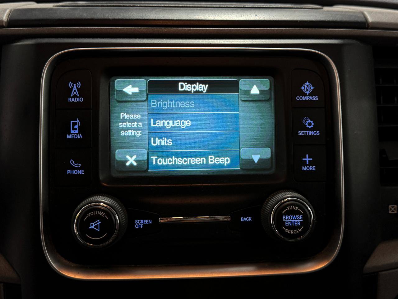 Used 2018 RAM 2500 Tradesman w/ Chrome Appearance Group image 17