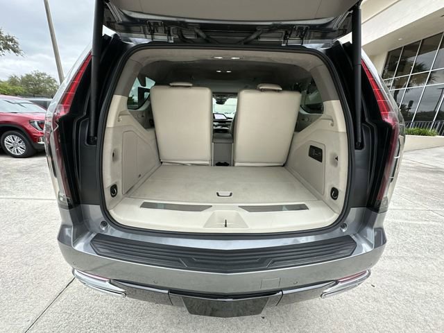Certified 2021 Cadillac Escalade ESV Premium Luxury Platinum w/ Heavy-Duty Trailer Package image 33