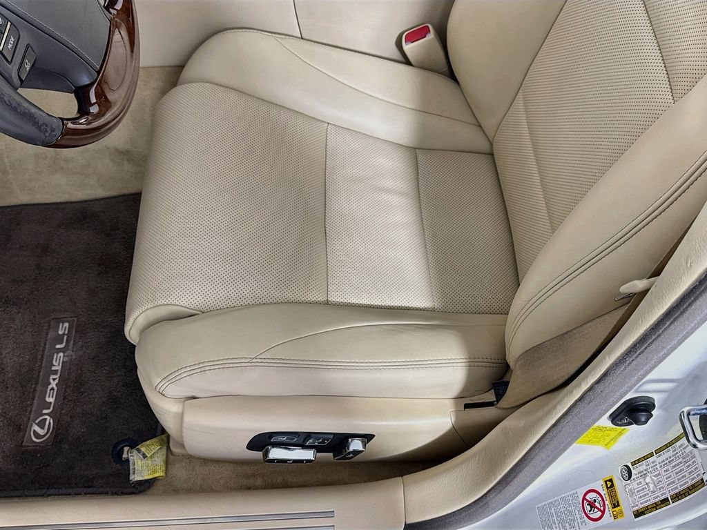 Used 2016 Lexus LS 460 L RWD image 20