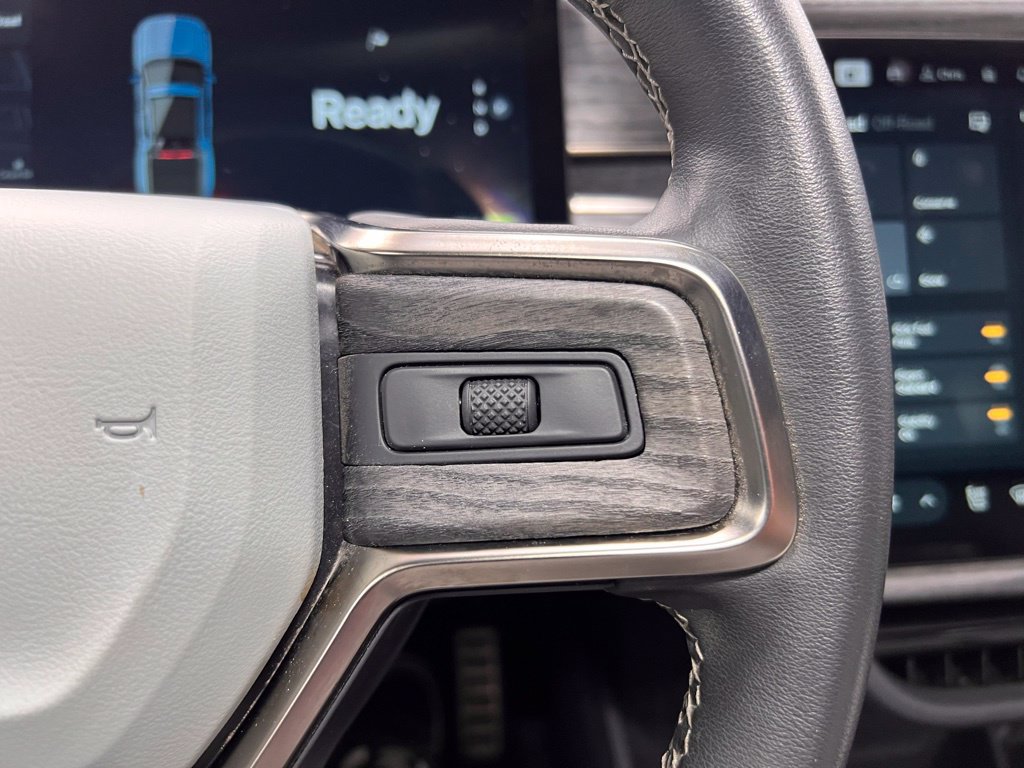 Used 2022 Rivian R1T Adventure AWD/4WD image 19