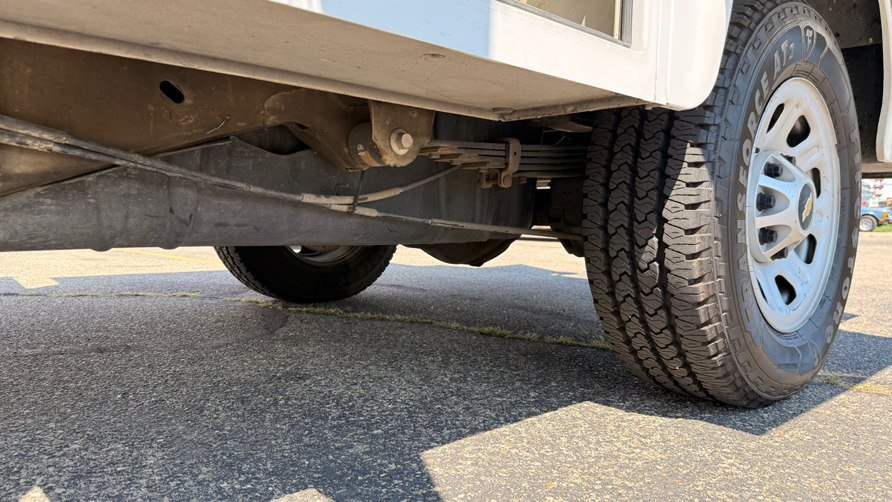 Used 2013 Chevrolet Silverado 3500 W/T RWD image 26