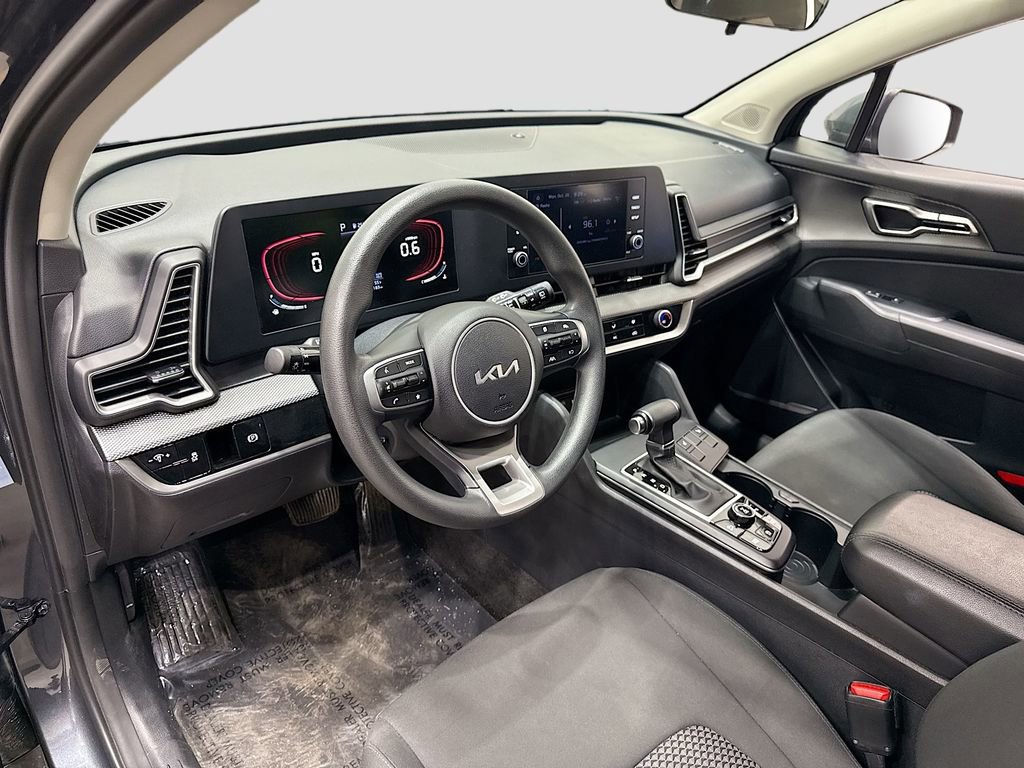 Used 2023 Kia Sportage LX image 20