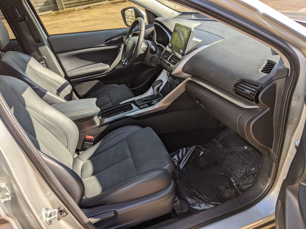 Used 2025 Mitsubishi Eclipse Cross SE AWD/4WD image 22