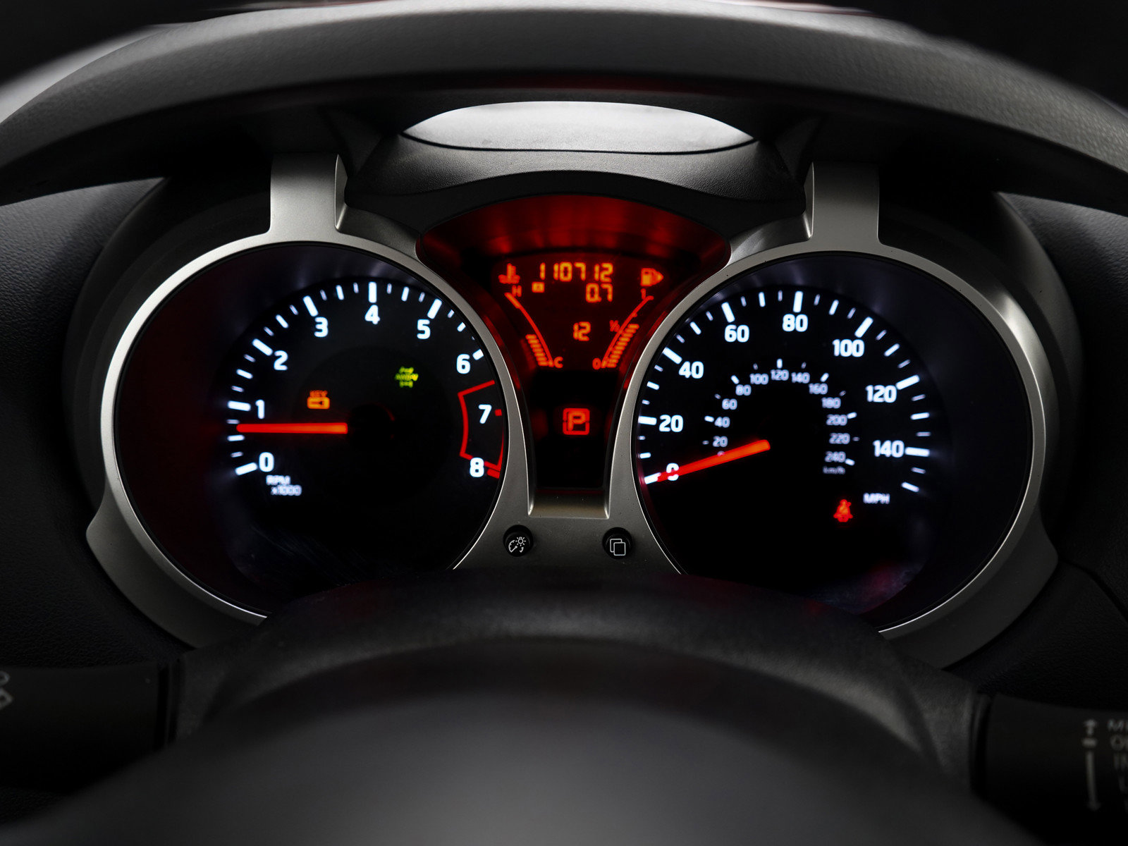 Used 2015 Nissan Juke SV w/ Cold Weather Package image 25