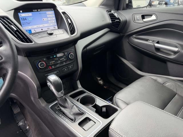 Used 2018 Ford Escape SEL image 16