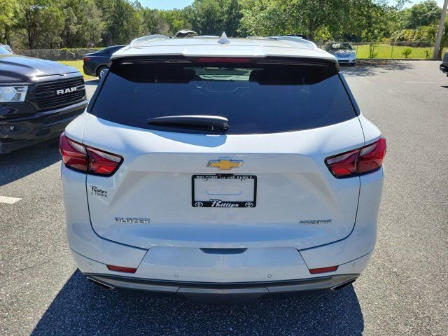 Used 2021 Chevrolet Blazer Premier w/ Driver Confidence II Package FWD image 11