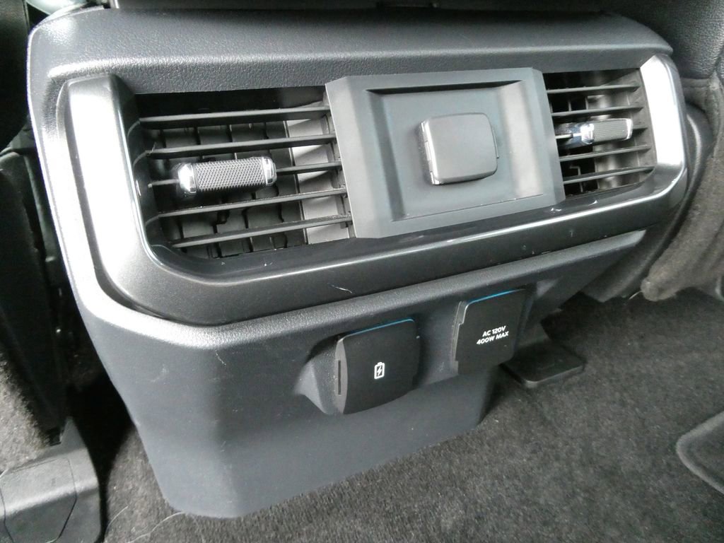 Used 2022 Ford F150 Lariat AWD/4WD image 19