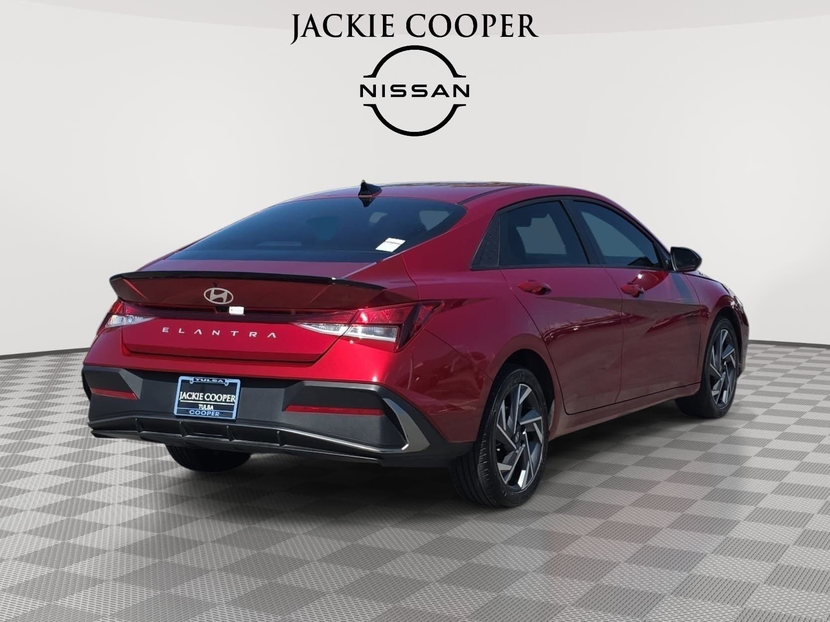 Used 2025 Hyundai Elantra Sport FWD image 5