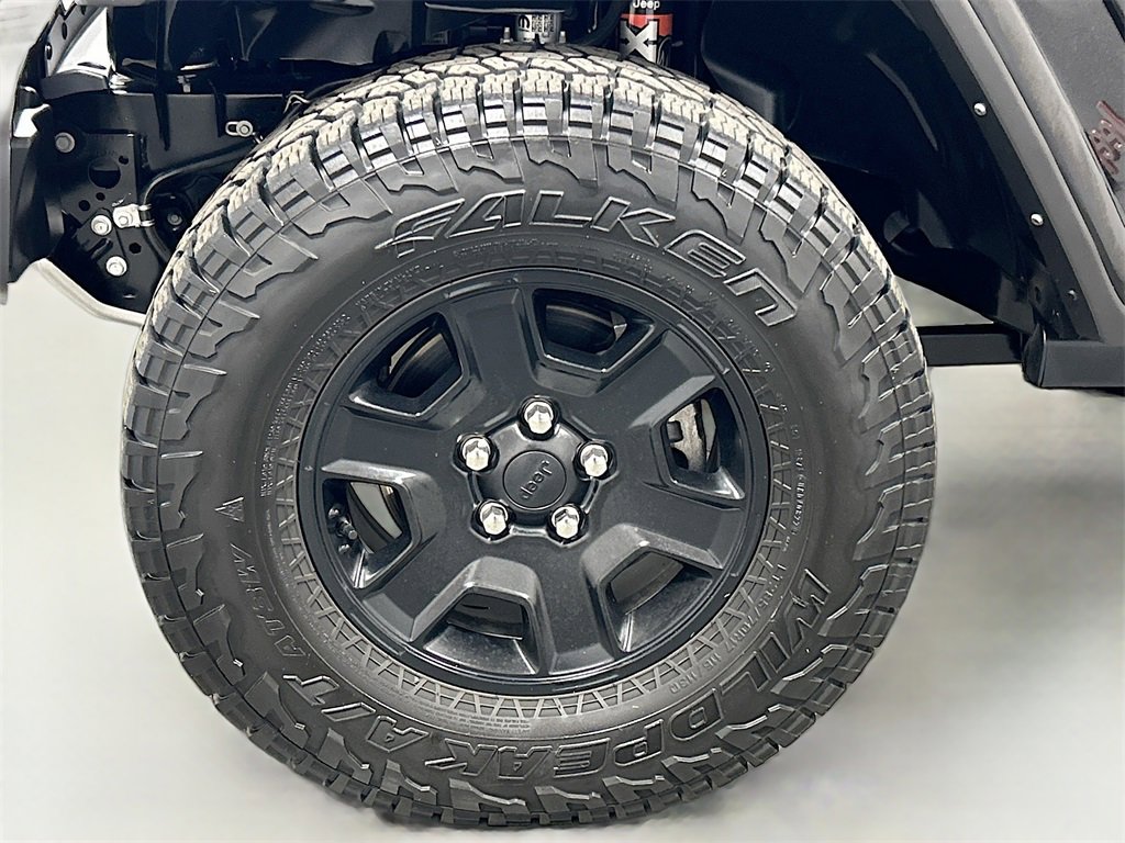 Used 2022 Jeep Gladiator Mojave w/ LED Lighting Group image 27