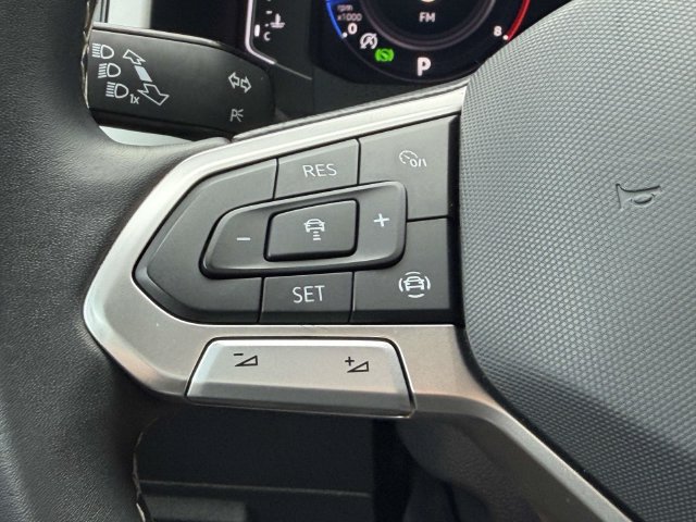 Certified 2023 Volkswagen Atlas SE w/ Panoramic Sunroof Package AWD/4WD image 23