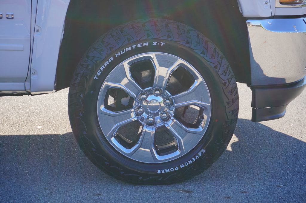 Used 2018 Chevrolet Silverado 1500 LT w/ All Star Edition image 13