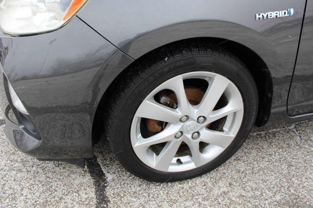 Used 2012 Toyota Prius C Four image 11