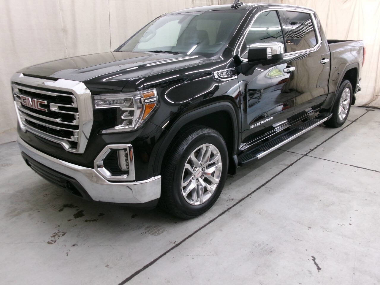 Used 2019 GMC Sierra 1500 SLT w/ SLT Premium Package