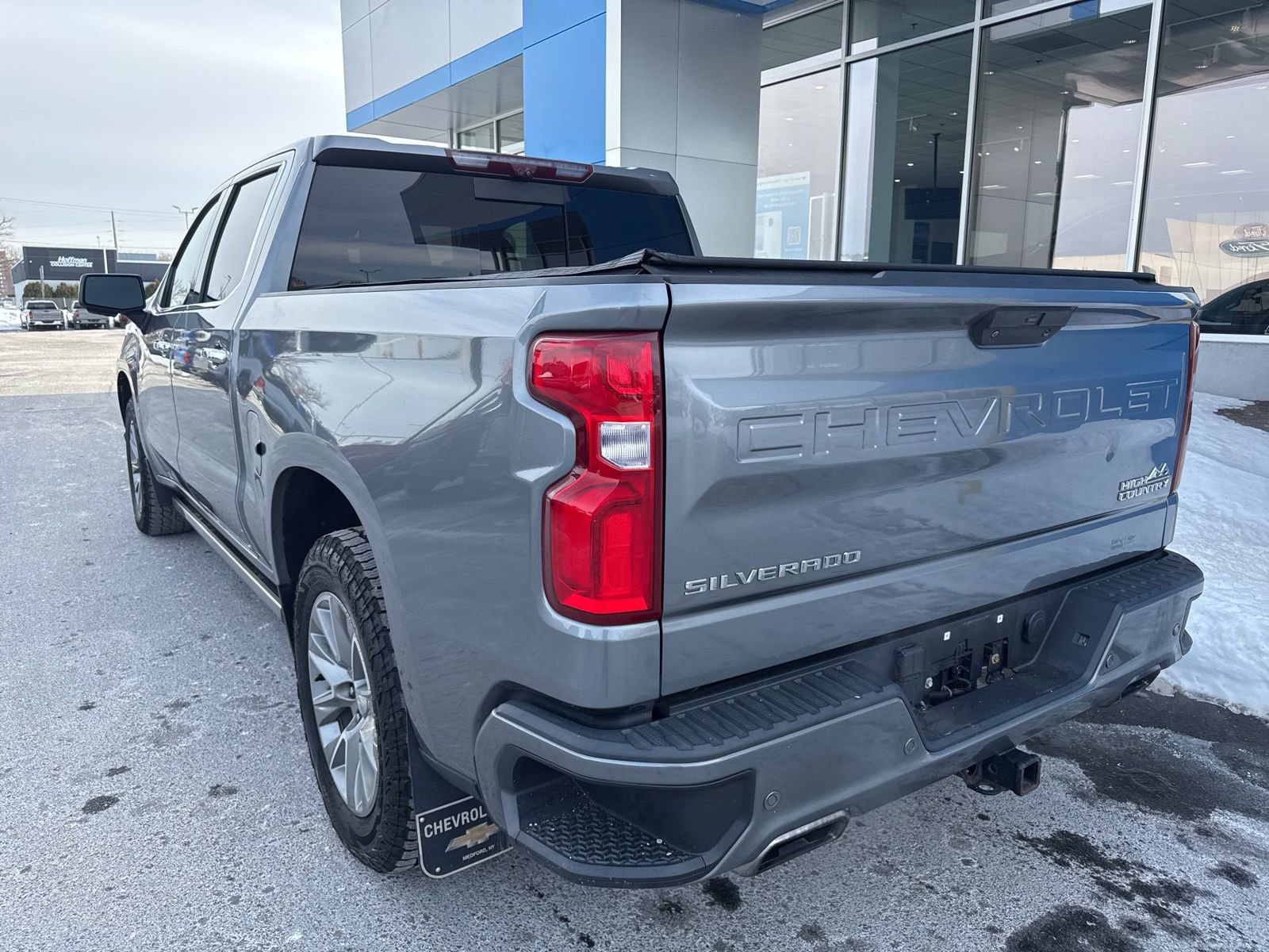 Used 2021 Chevrolet Silverado 1500 High Country w/ Technology Package image 7