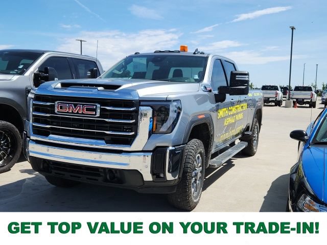 Used 2025 GMC Sierra 2500 SLE w/ SLE Value Package; AWD/4WD image 1