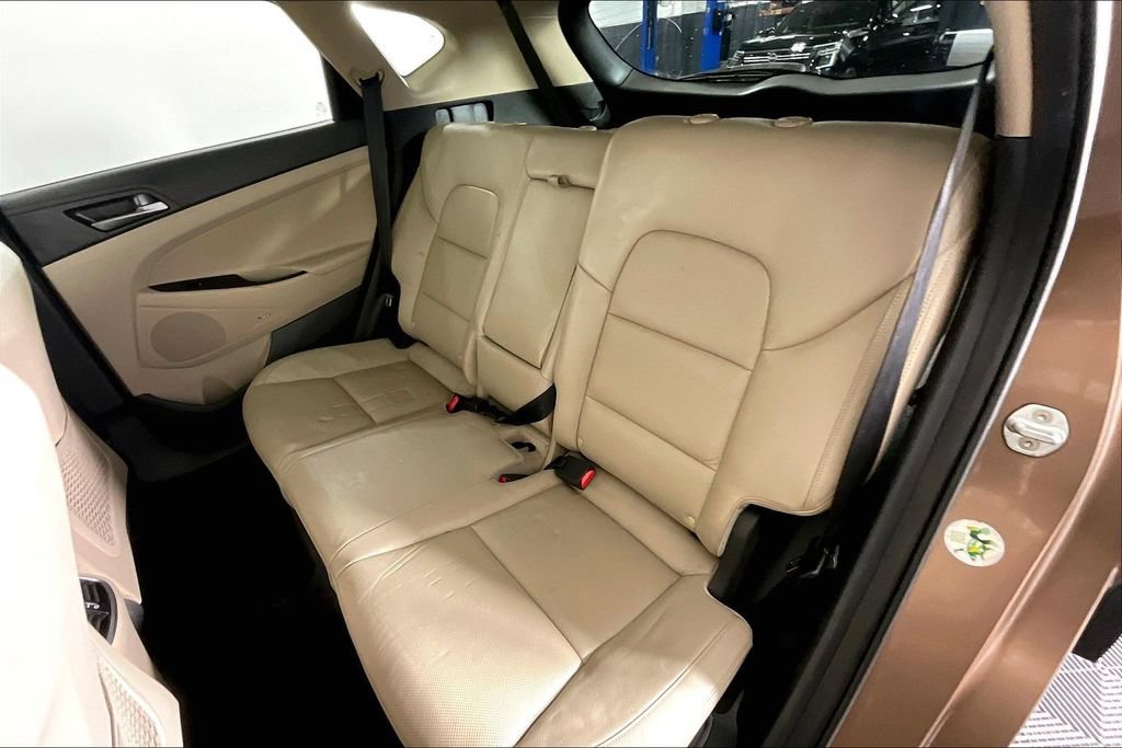 Used 2017 Hyundai Tucson SE Plus FWD image 34