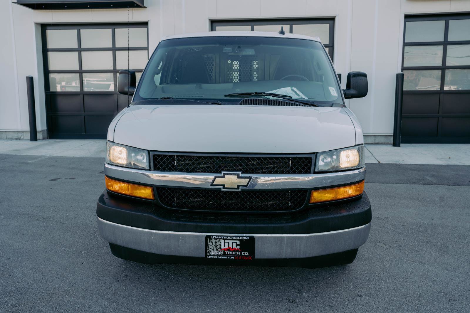 Used 2020 Chevrolet Express 2500 w/ Driver Convenience Package image 2