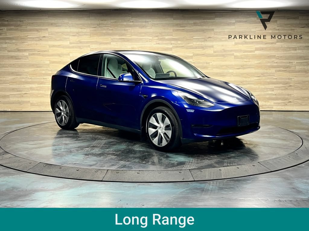 Used 2023 Tesla Model Y Long Range AWD/4WD image 1