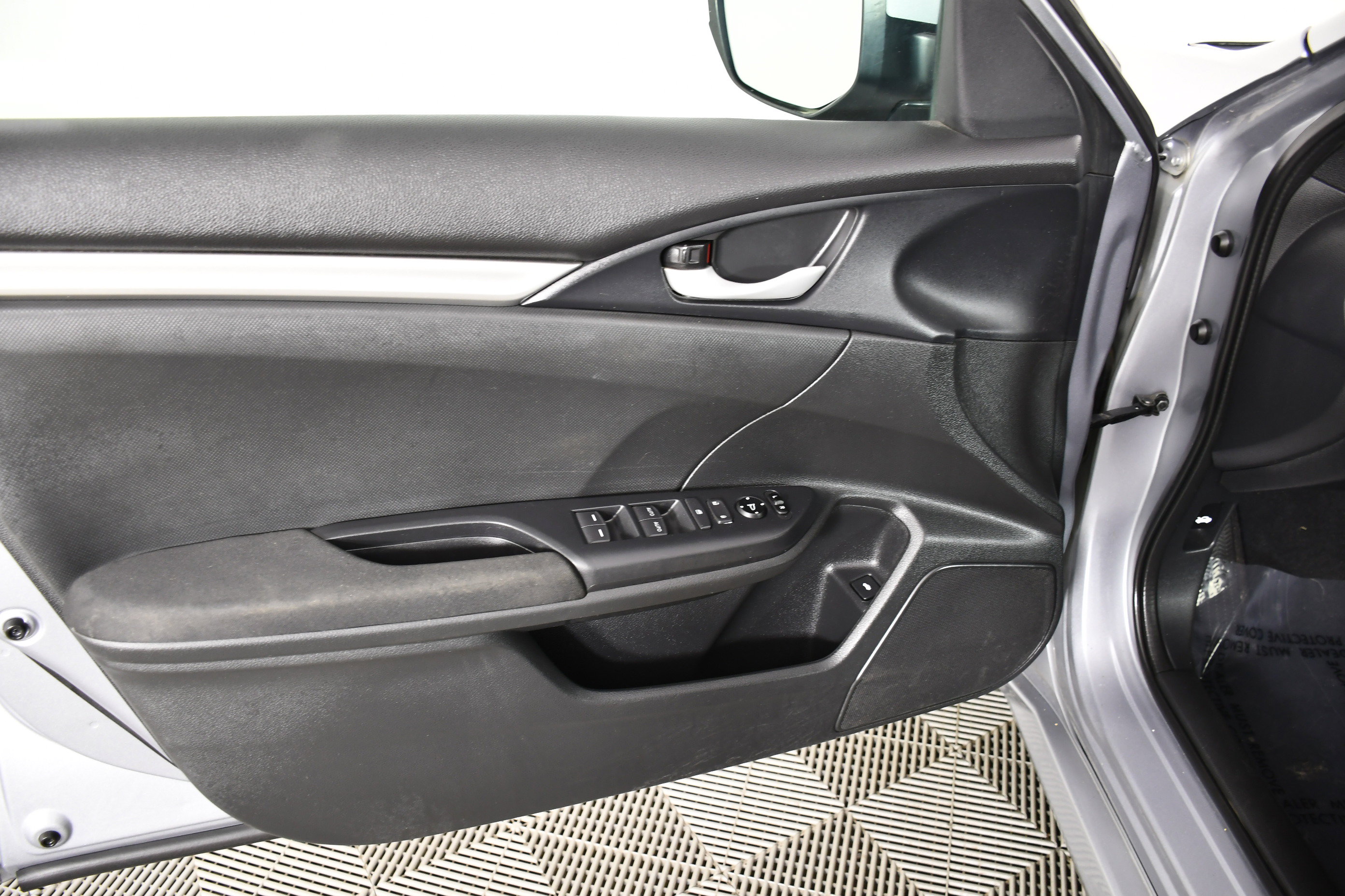 Used 2018 Honda Civic LX image 33