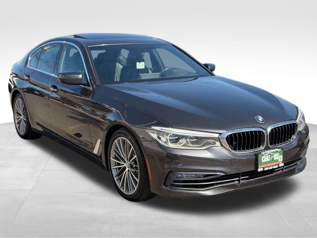 Used 2017 BMW 540i xDrive w/ Premium Package image 3